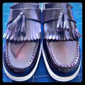 Doc Marten’s Air Wave loafer. Size 10. NWOT.